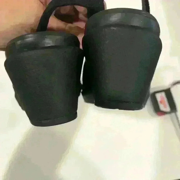 Women’s Crocs Black Heels Size 4 - Picture 8 of 8